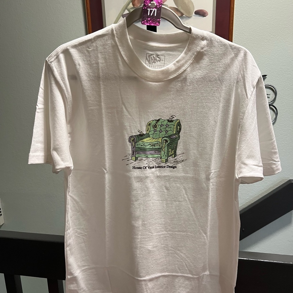 Brand New Vans White T-Shirt with Green Graphic #171